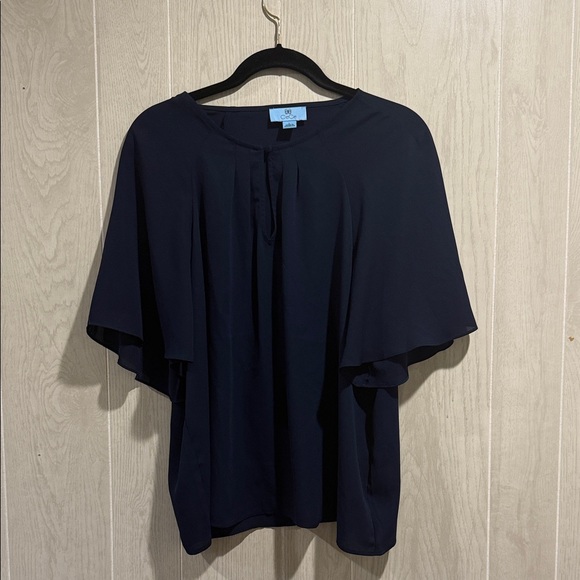 CaCe Navy Blue Blouse with Keyhole Front, Flowy sleeves- L - Picture 1 of 6